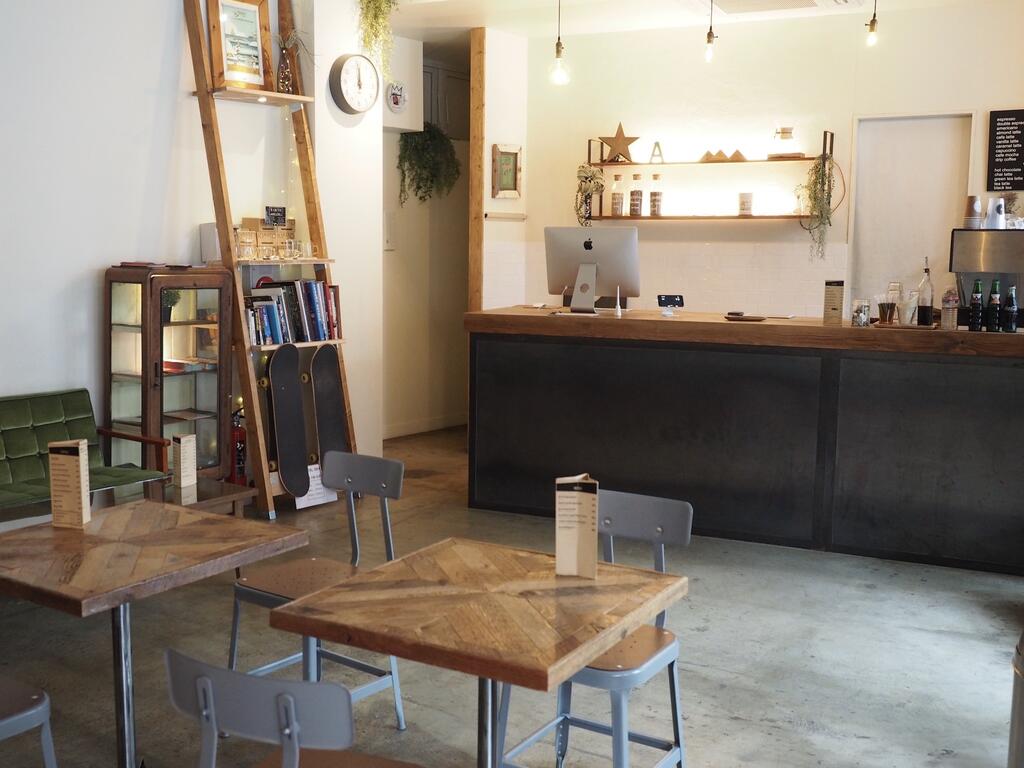 almond hostel & cafe Shibuya