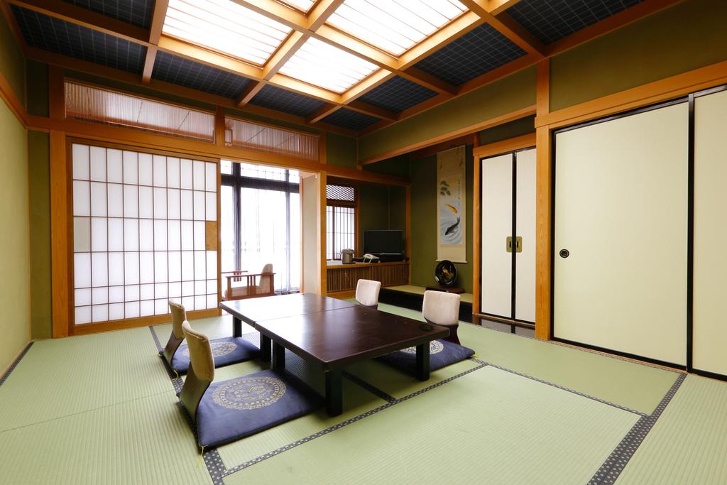 Okada Ryokan Warakutei