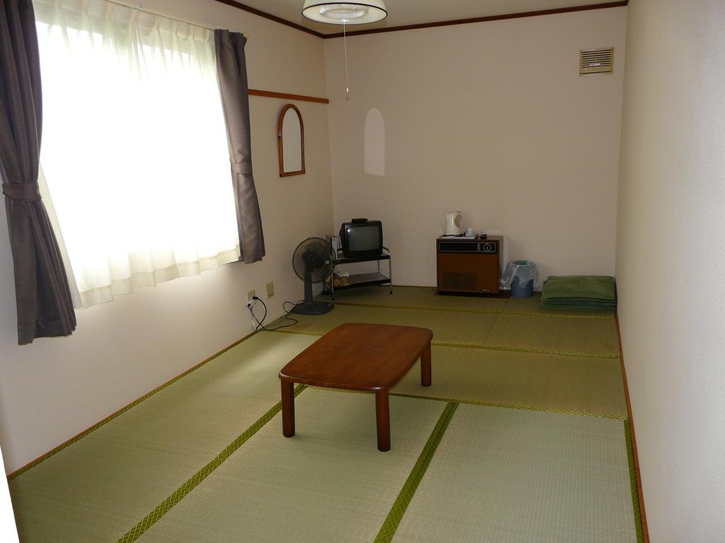 Pension Ressha House