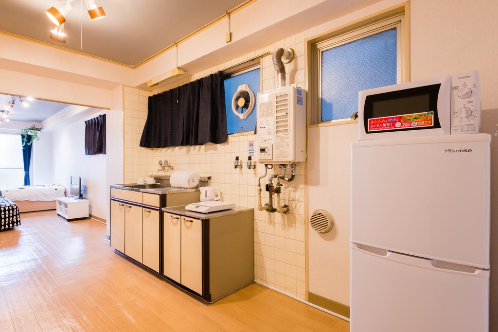 SJ Apartment Shinsaibashi