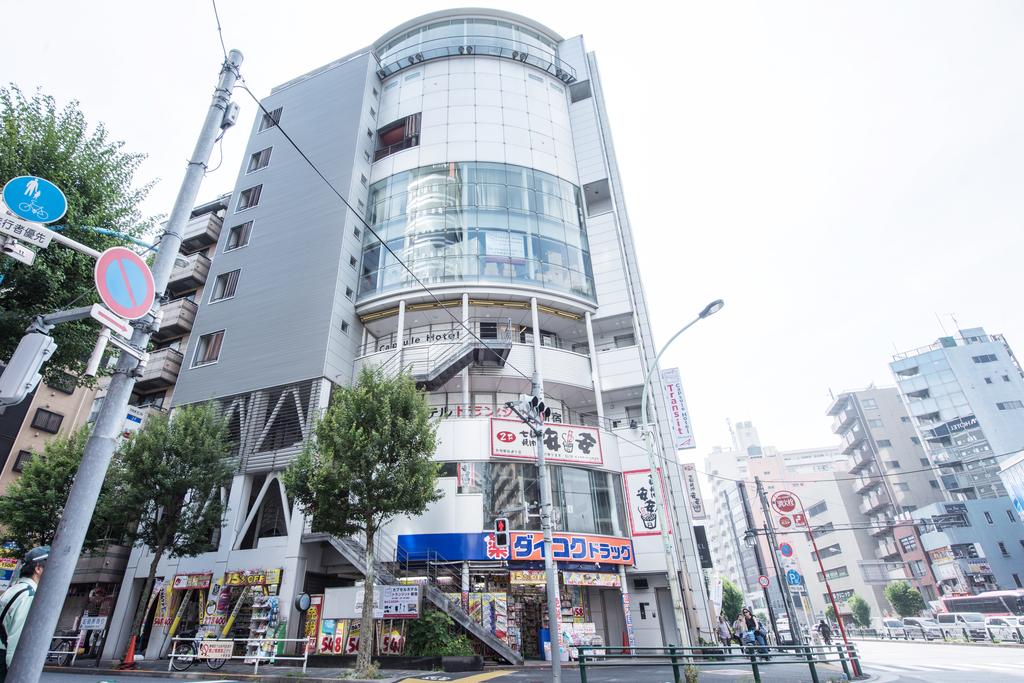 Capsule Hotel Transit Shinjuku