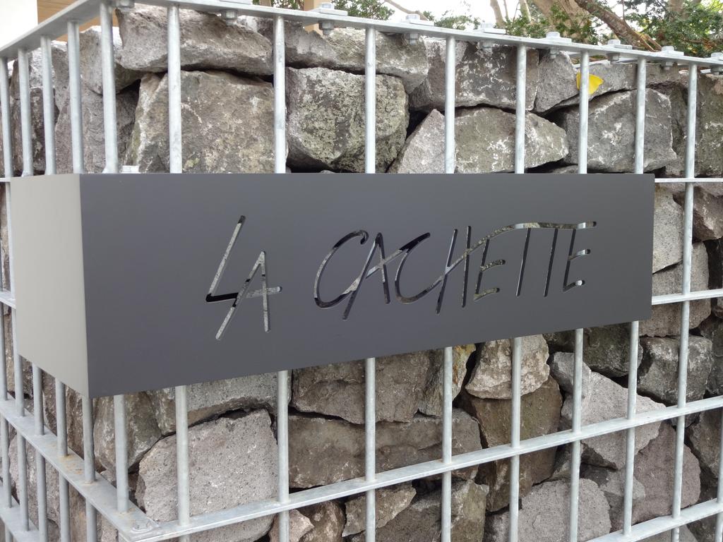 La Cachette