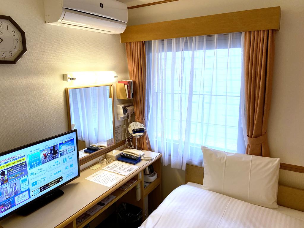 Toyoko Inn Osaka Umeda Nakatsu No.1