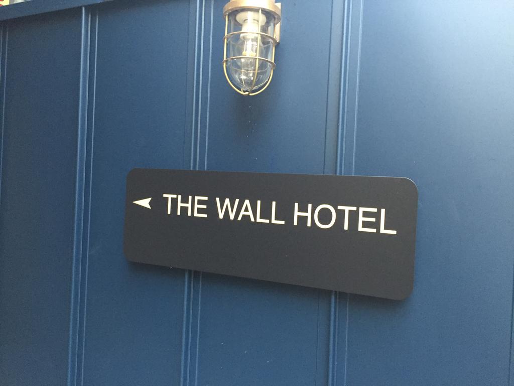 The Wall Hotel