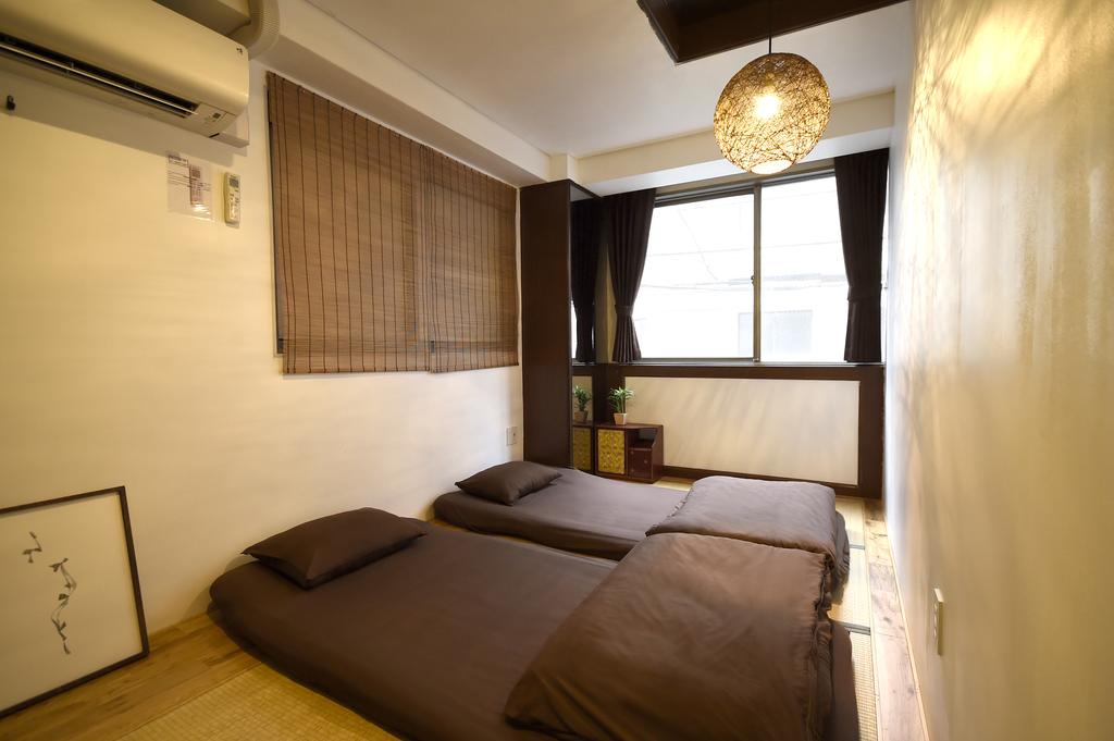 Beehive Hostel Osaka