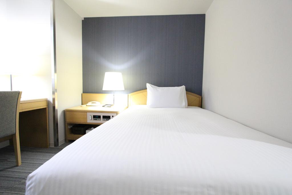 SureStay Plus Hotel by Best Western Shin-Osaka