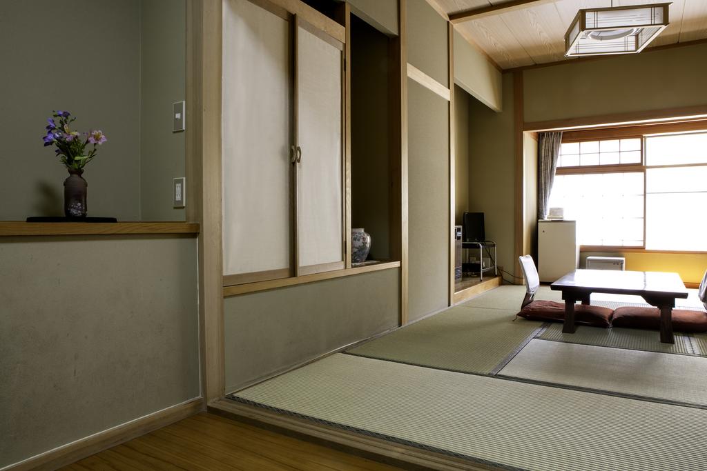 Ryokan Warabino