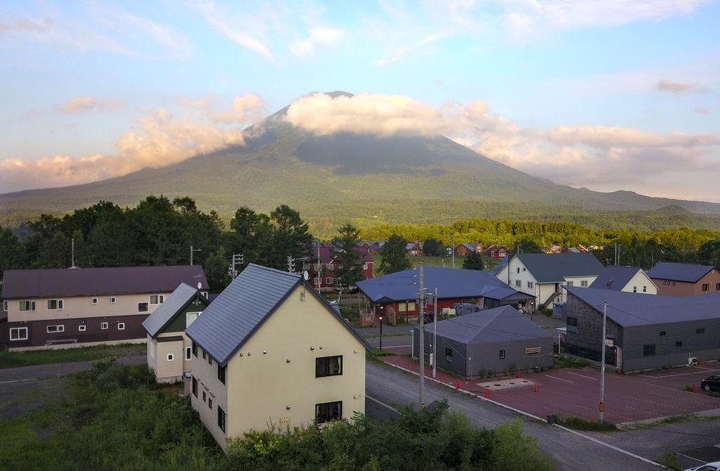 Trailside Apartments Niseko