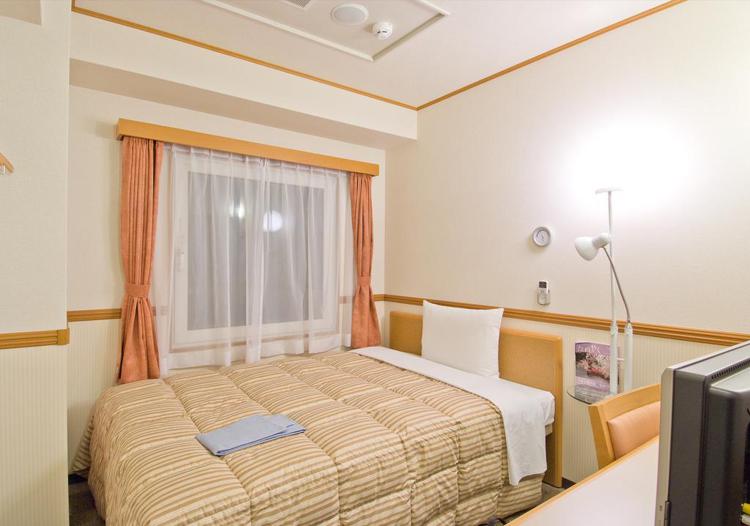 Toyoko Inn Osaka Namba Nishi