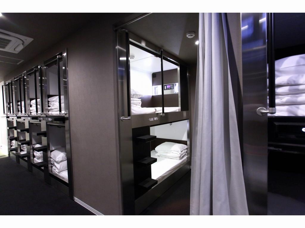 Capsule Hotel Valie Ebisucho