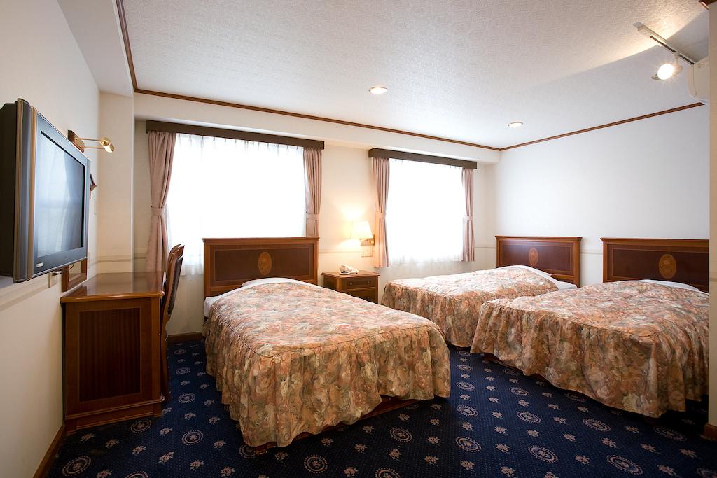 Beppu Station Hotel