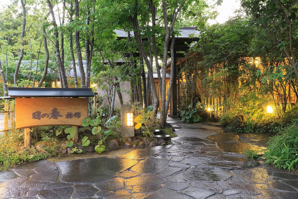 Yufuin Onsen Hinoharu Ryokan