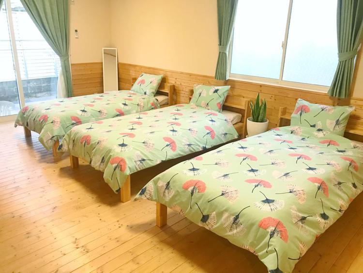 HIBARI GUESTHOUSE