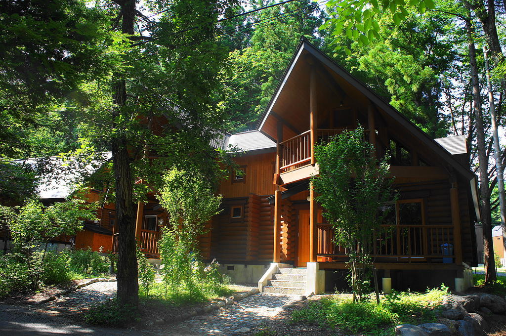 Big Bear Chalets & Apartments