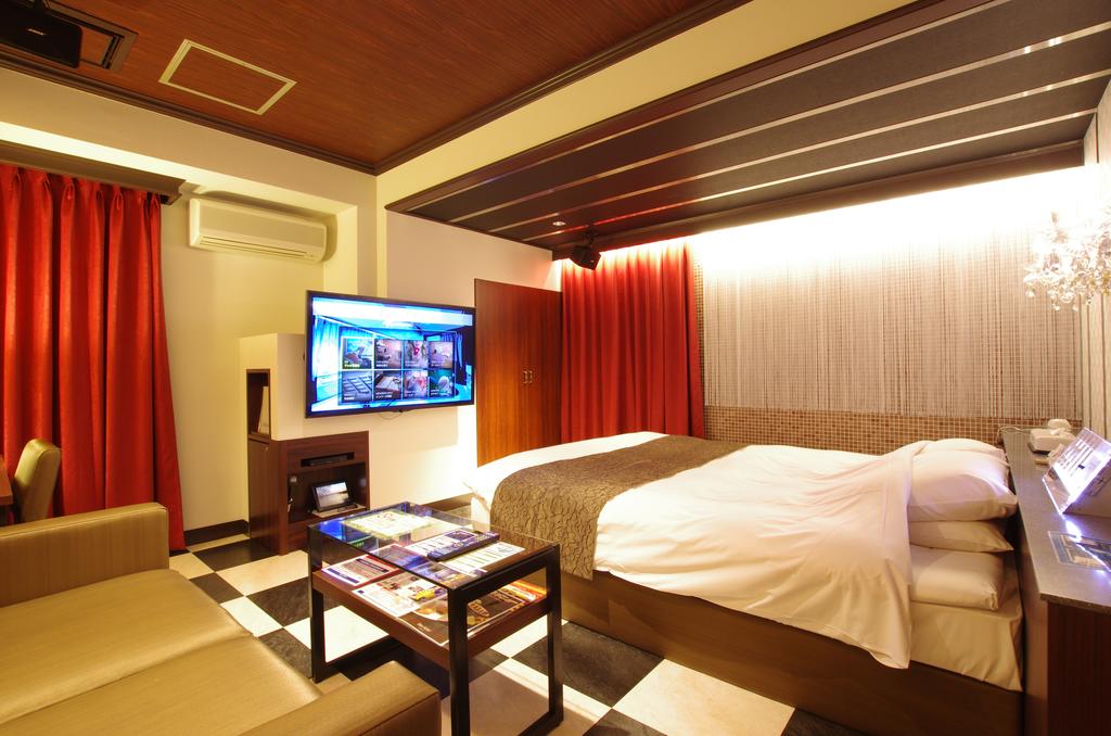 BlueHotel sju(:)pri:m (Adult Only)