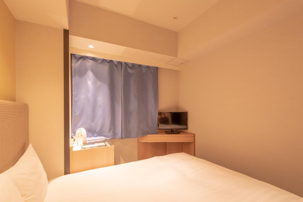 E Hotel Higashi Shinjuku