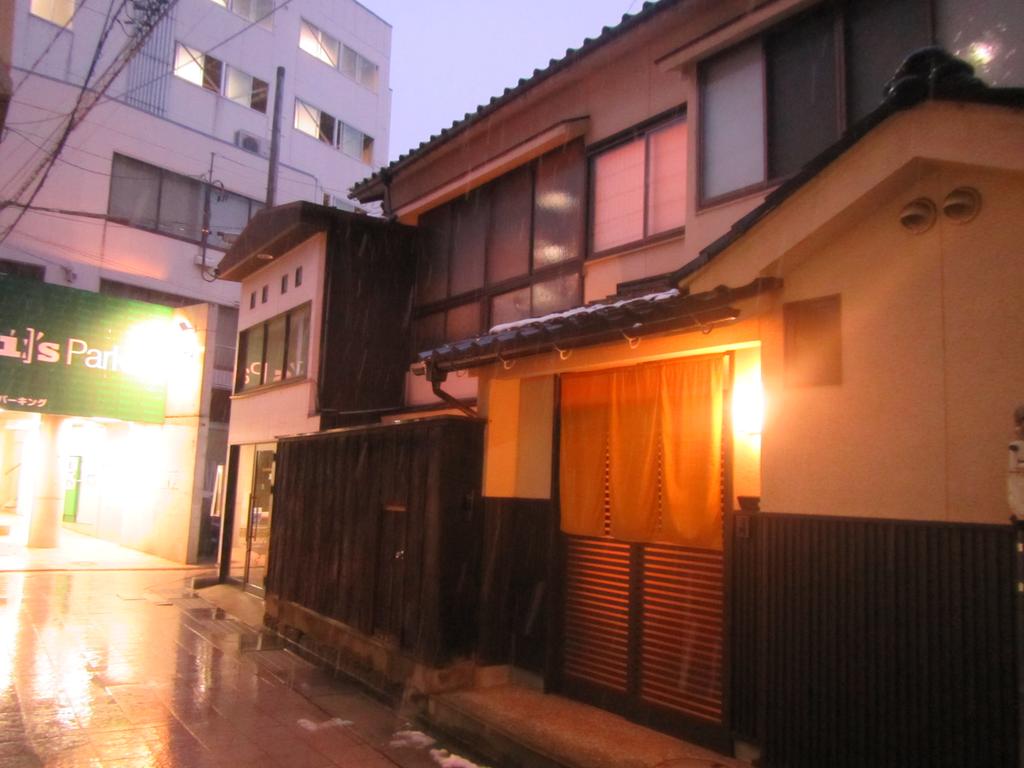 Kanazawa Machiya inn HANA