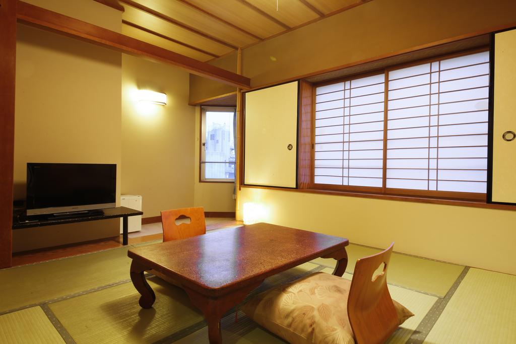 Osaka Ryokan Kuramoto