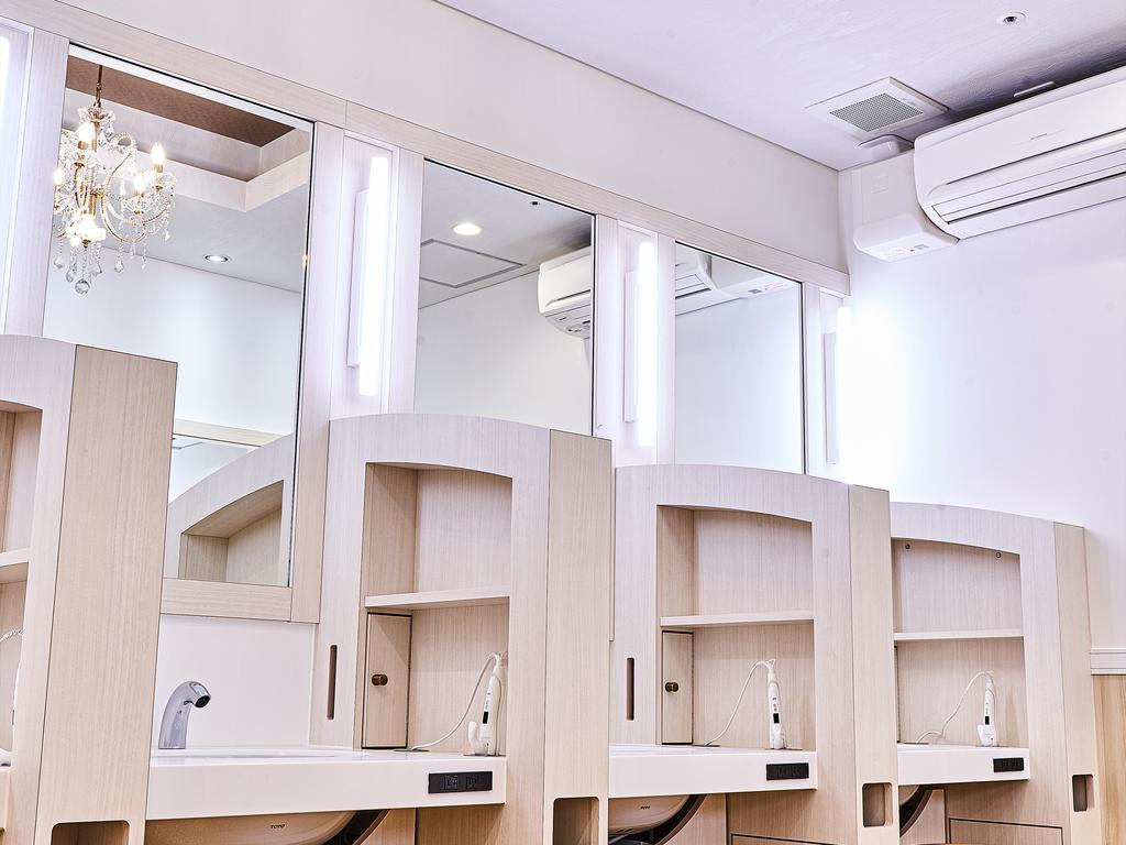 Capsule Hotel Anshin Oyado Premium Nagoya Sakae