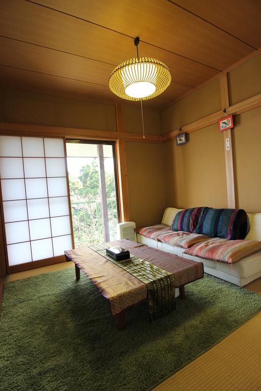 Atami Holiday Home