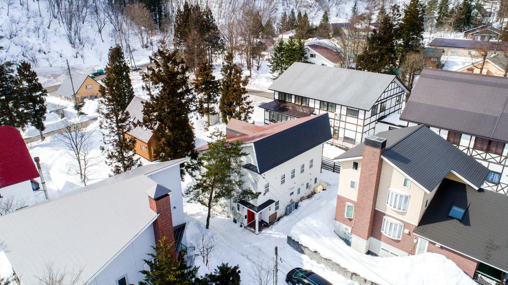 Red Door Lodge Hakuba