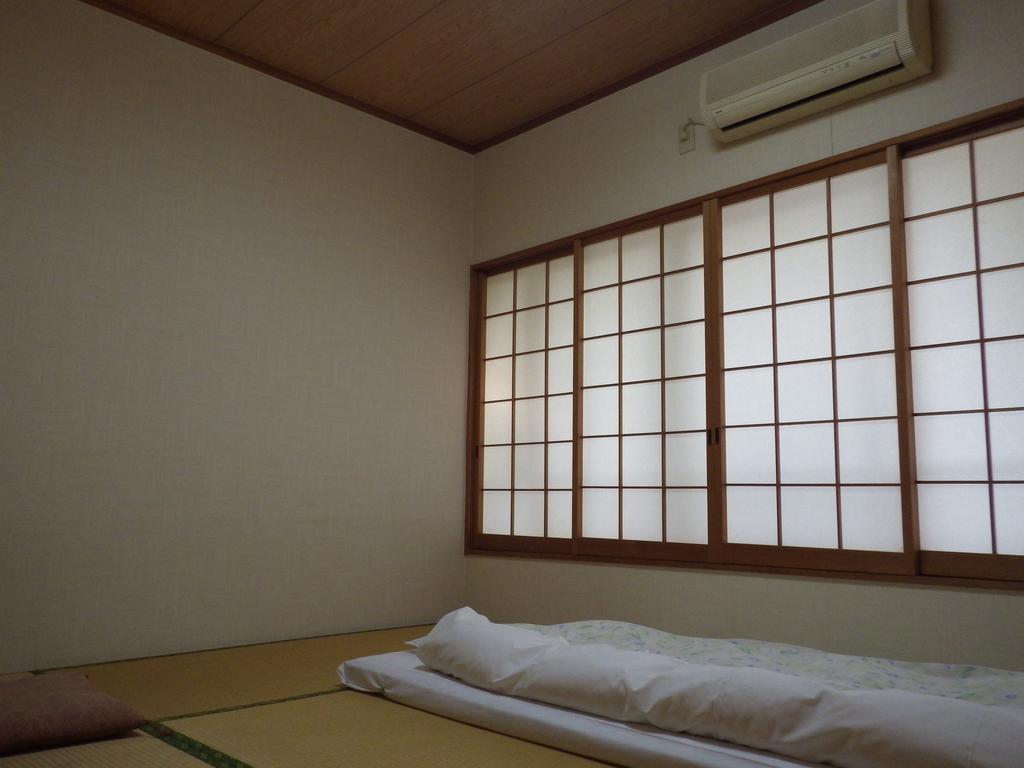 Uokagi Ryokan