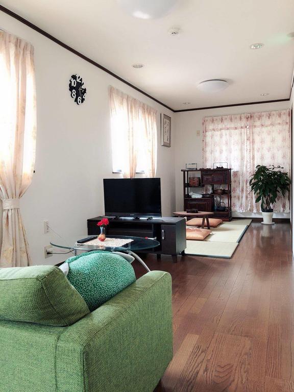 Apartment in Nishinari 552570