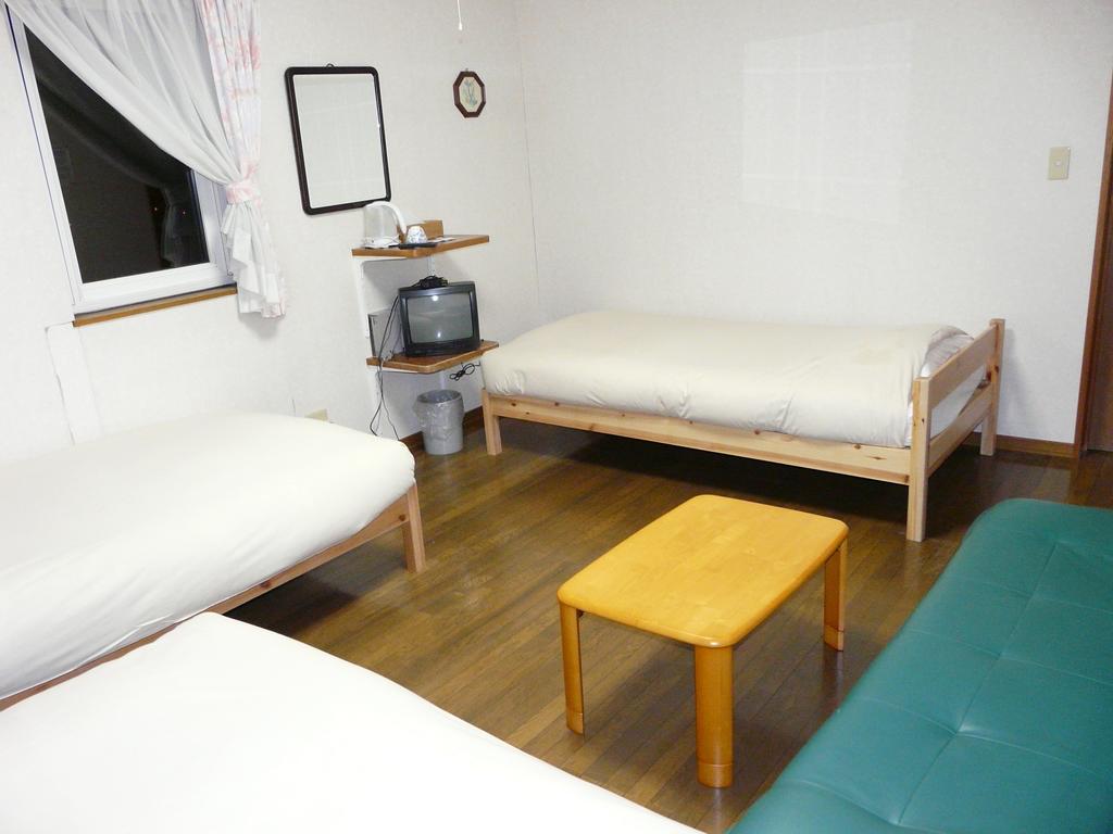 Pension Ressha House