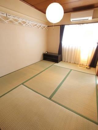 Nipponbashi Kuromon Market 30sec 2BR YU5B