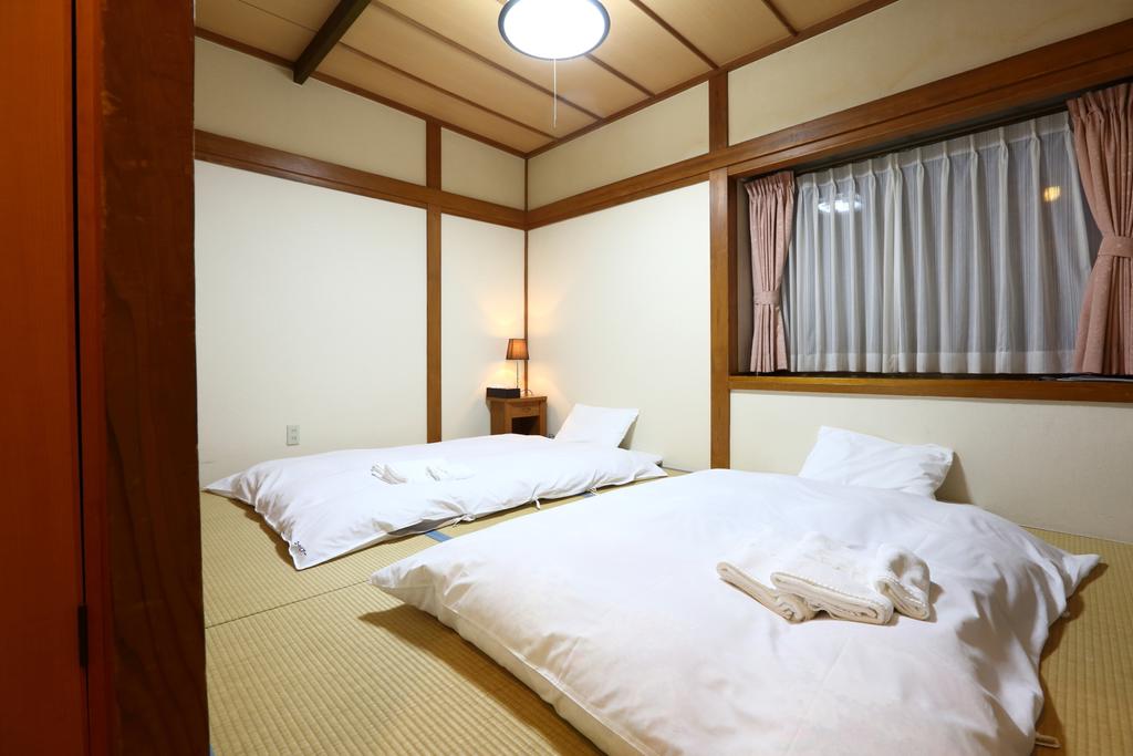 Snowlines Lodge Hakuba