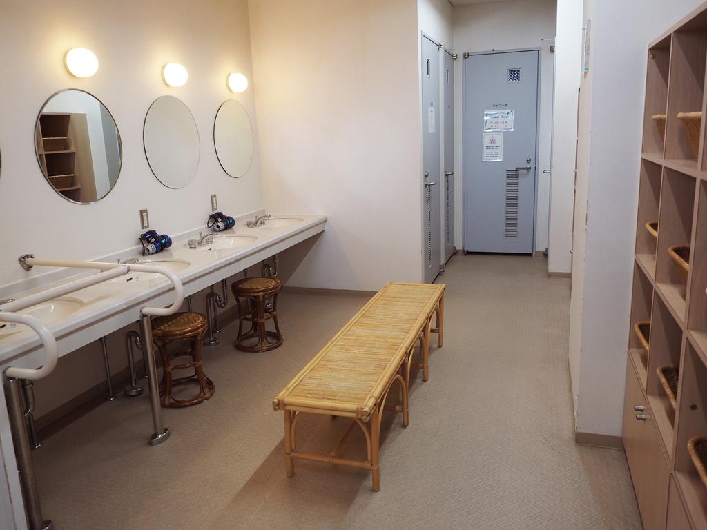 Shin-Osaka Youth Hostel