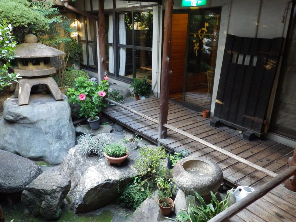 Uokagi Ryokan