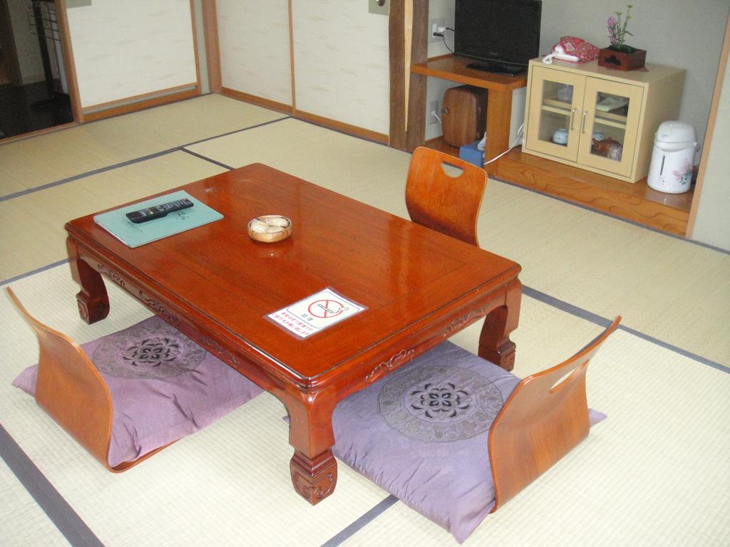 Ryokan Hakura