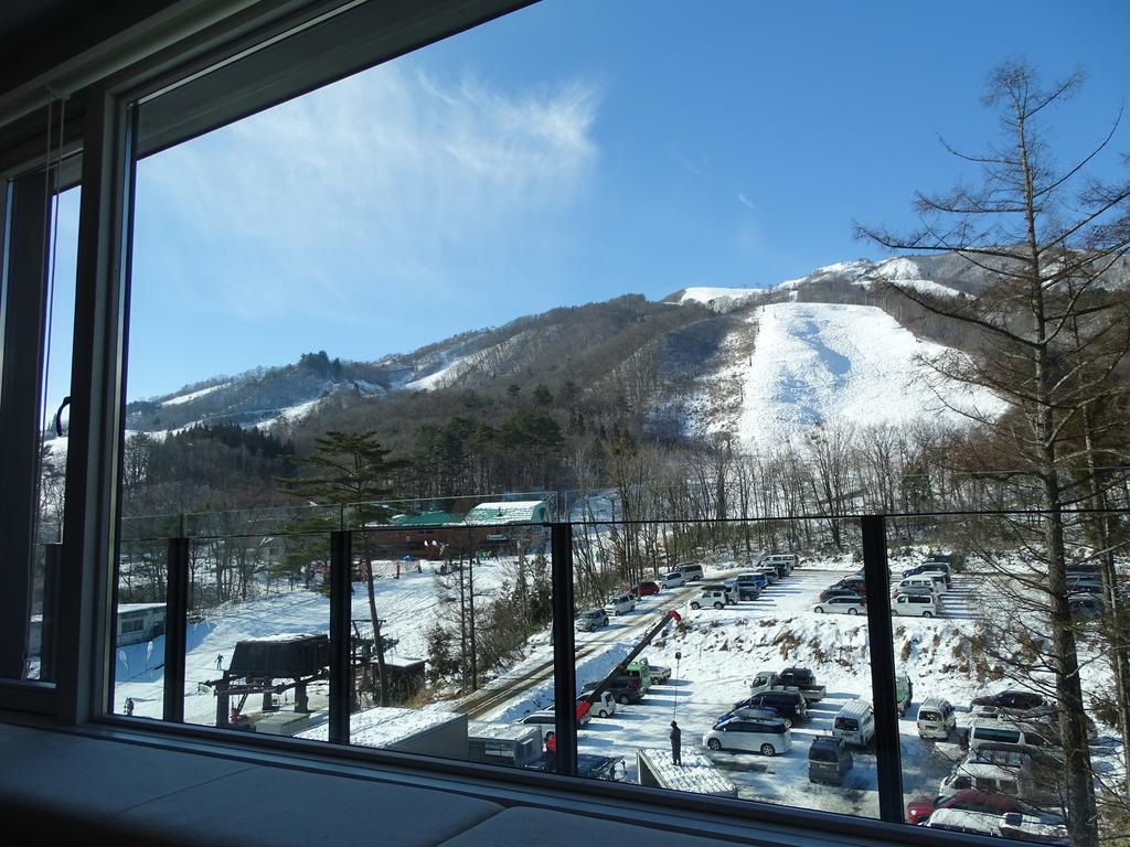 Mountain Side Hakuba