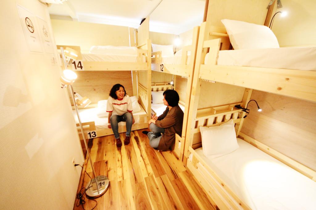 coins hostel tenjin