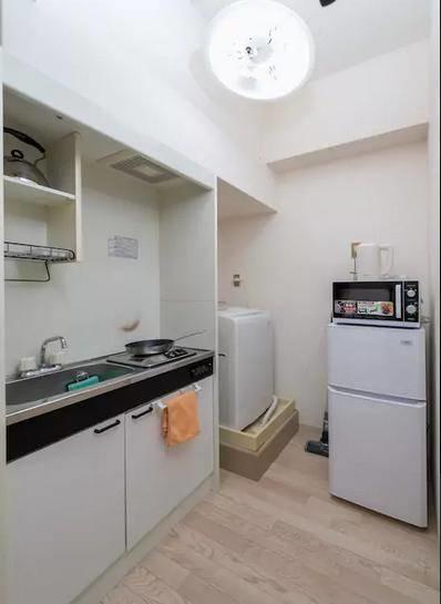 Apartment in Shimanouchi 690