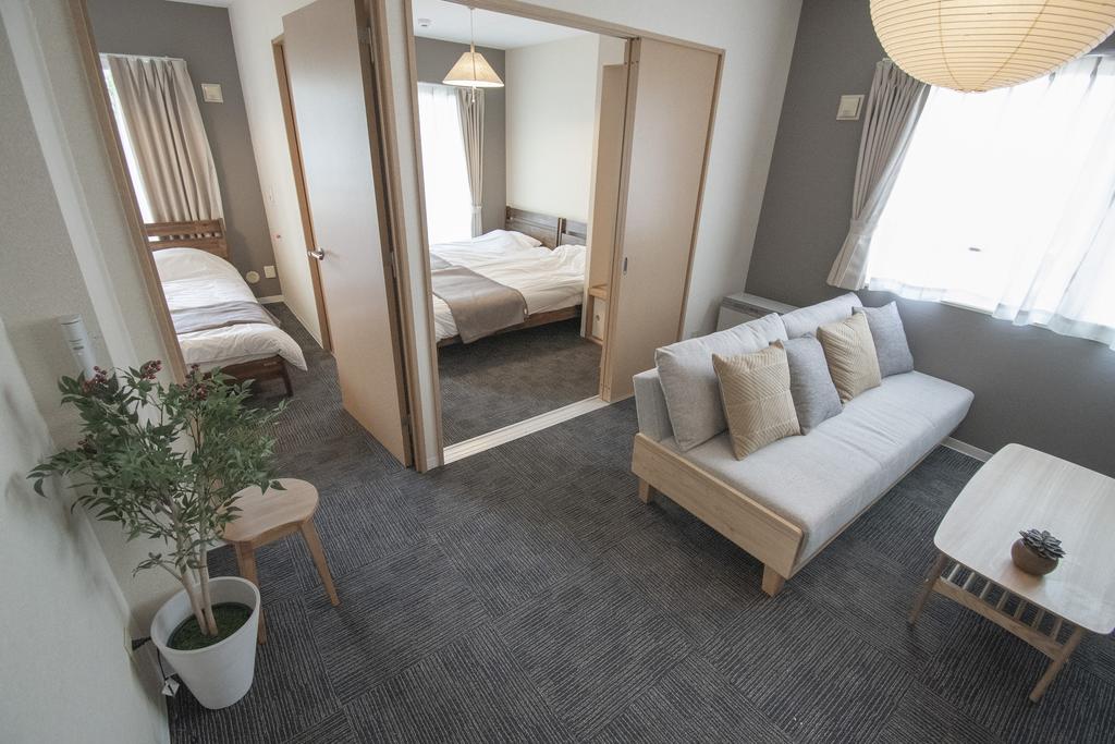 UCHI Living Stay Otaru Suitengu