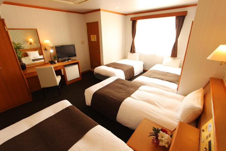 Hotel Livemax Naha Tomariko