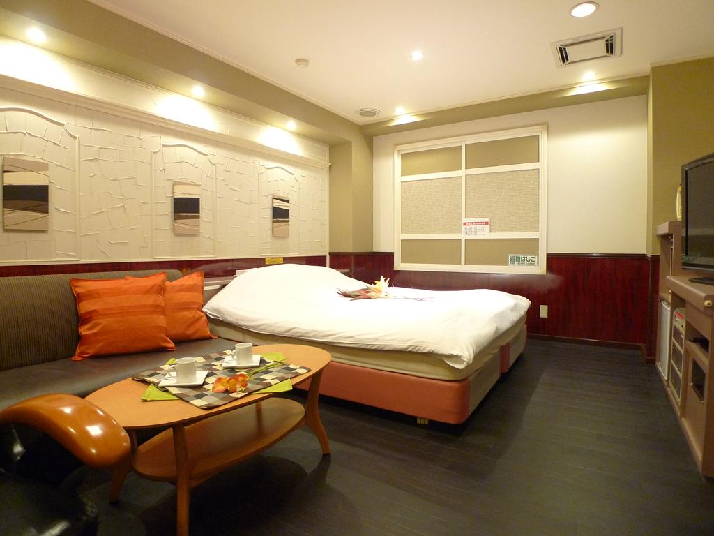 Hotel GOLF Hodogaya (Adult Only)