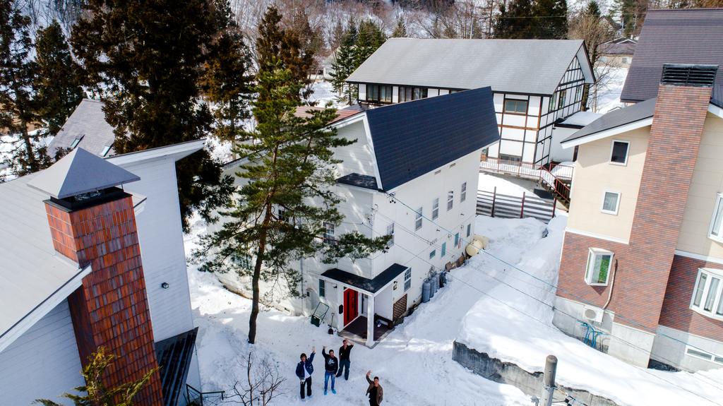 Red Door Lodge Hakuba