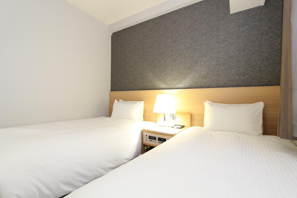 SureStay Plus Hotel by Best Western Shin-Osaka