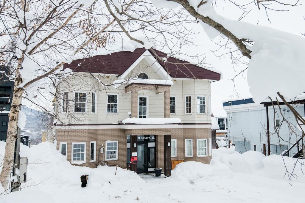 Absolute Niseko Lodge