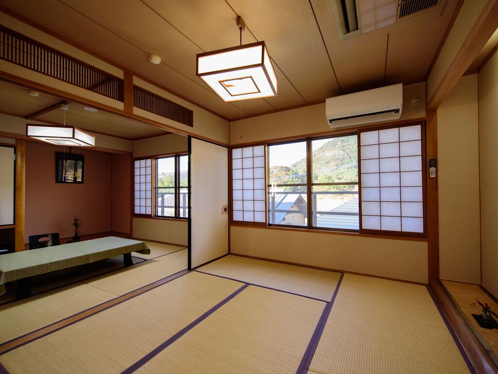 Yufuin Onsen Wafu Ryokan Tsuenosho