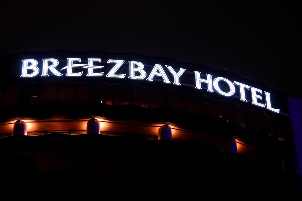 Breezbay Hotel Resort and Spa