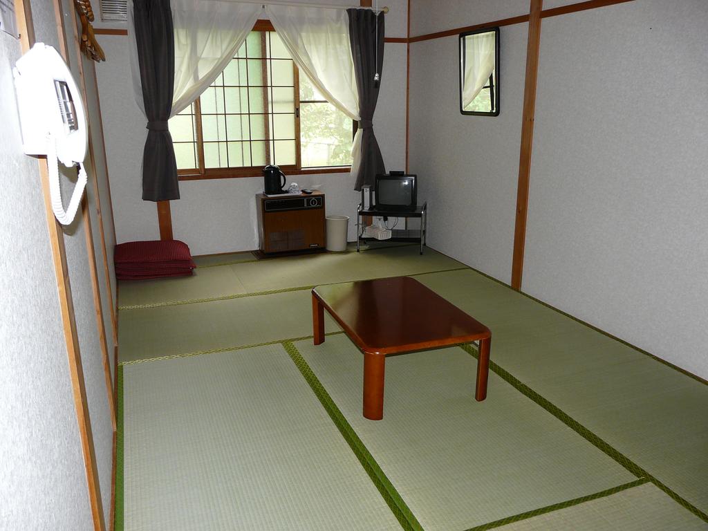 Pension Ressha House