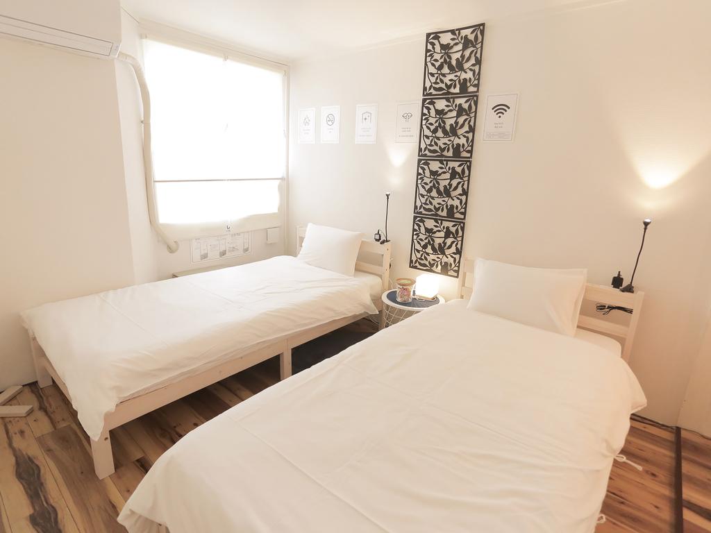 coins hostel tenjin