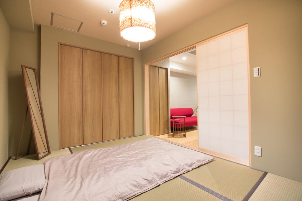 Shimanouchi Apartment