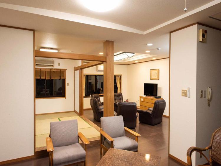 Yufuin Kinrinko Hotel Annex Kadan