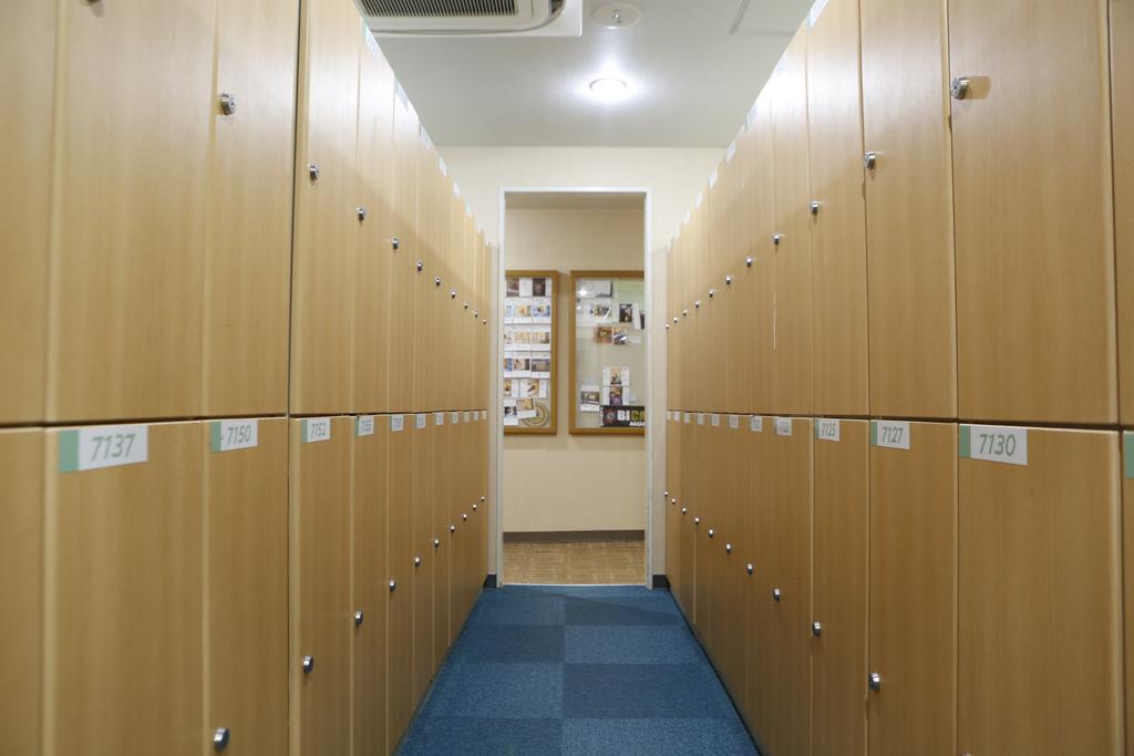 Shinjuku Kuyakusho-mae Capsule Hotel