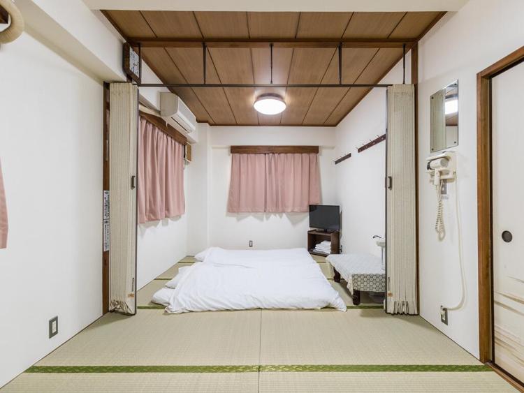 OYO Hotel Business Green Saitama Urawa